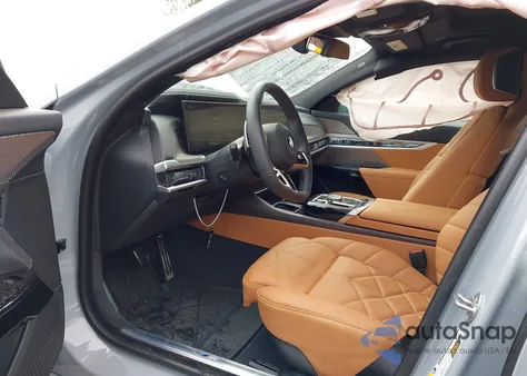 2023 BMW 740 I z USA, uszkodzony, nr VIN WBA23EH05PCM73559